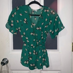 Brand New: Sienna Sky Blouse (NEVER USED)